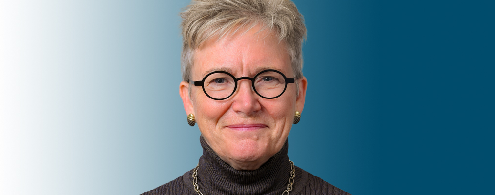 Portrait image of Catherine Lang